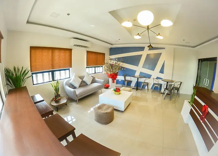 Felix Residences 2*